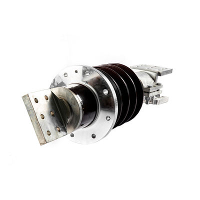 Disesuaikan Tegangan Tinggi Bushing Listrik Keramik Insulator 40.5KV Dengan Konduktor Kuningan