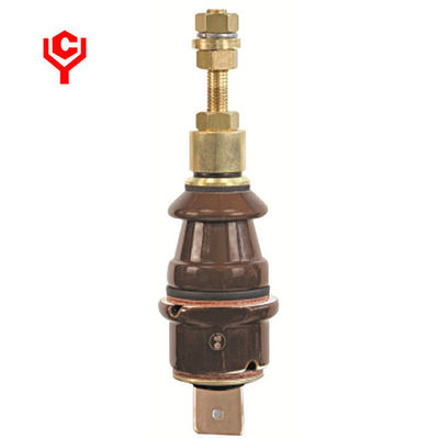 DIN Standard Porcelain Distribution Transformer Bushings Pengecoran Investasi 1-3KV / 250-630A
